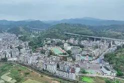 弟弟说飷飷溅人-泛亚娱乐官网