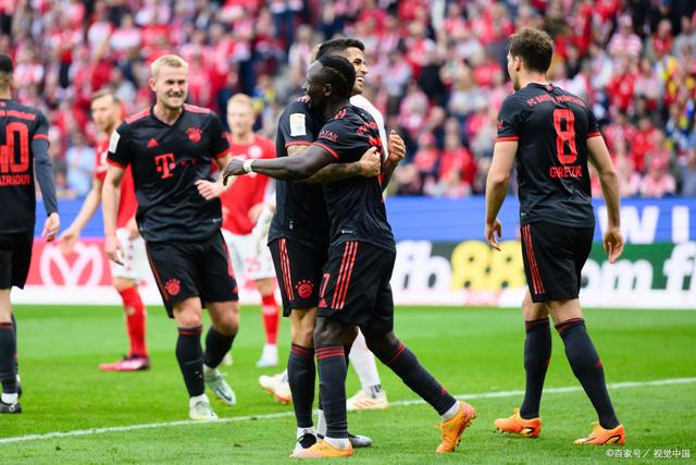 关于德国杯倒计时；波尔图清晨扳平良机；细节引发关注；更衣室稳定；更衣室氛围转暖的信息