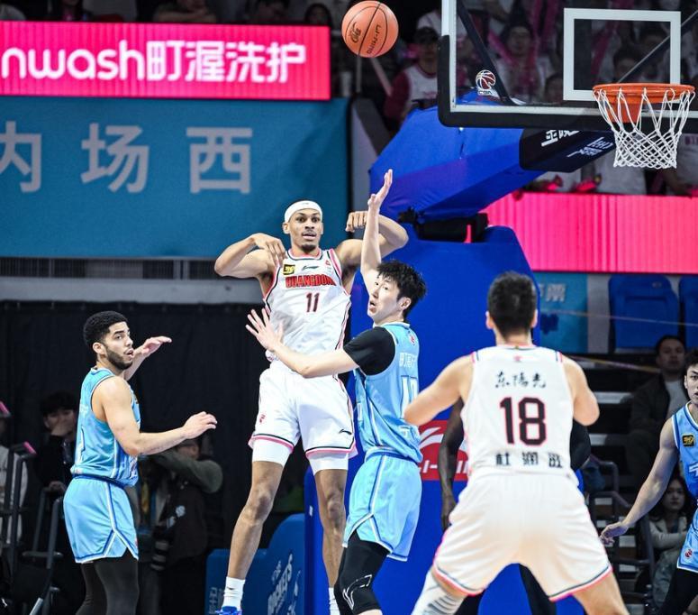 新疆广汇男篮换大外援 新疆广汇男篮换大外援