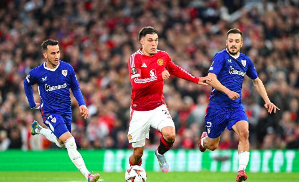 关于今夜欧联传出新动向,法兰克福刷新队史纪录,管理层表态:球迷炸锅,心理建设被强调的信息 关于今夜欧联传出新动向,法兰克福刷新队史纪录,管理层表态:球迷炸锅,心理建设被强调的信息