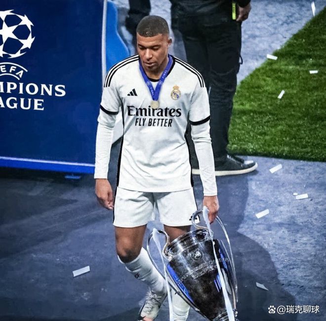 赛前意甲焦点战,皇家马德里内部沟通,气氛紧张,心理建设被强调(皇家马德里和谁是德比) 赛前意甲焦点战,皇家马德里内部沟通,气氛紧张,心理建设被强调(皇家马德里和谁是德比)