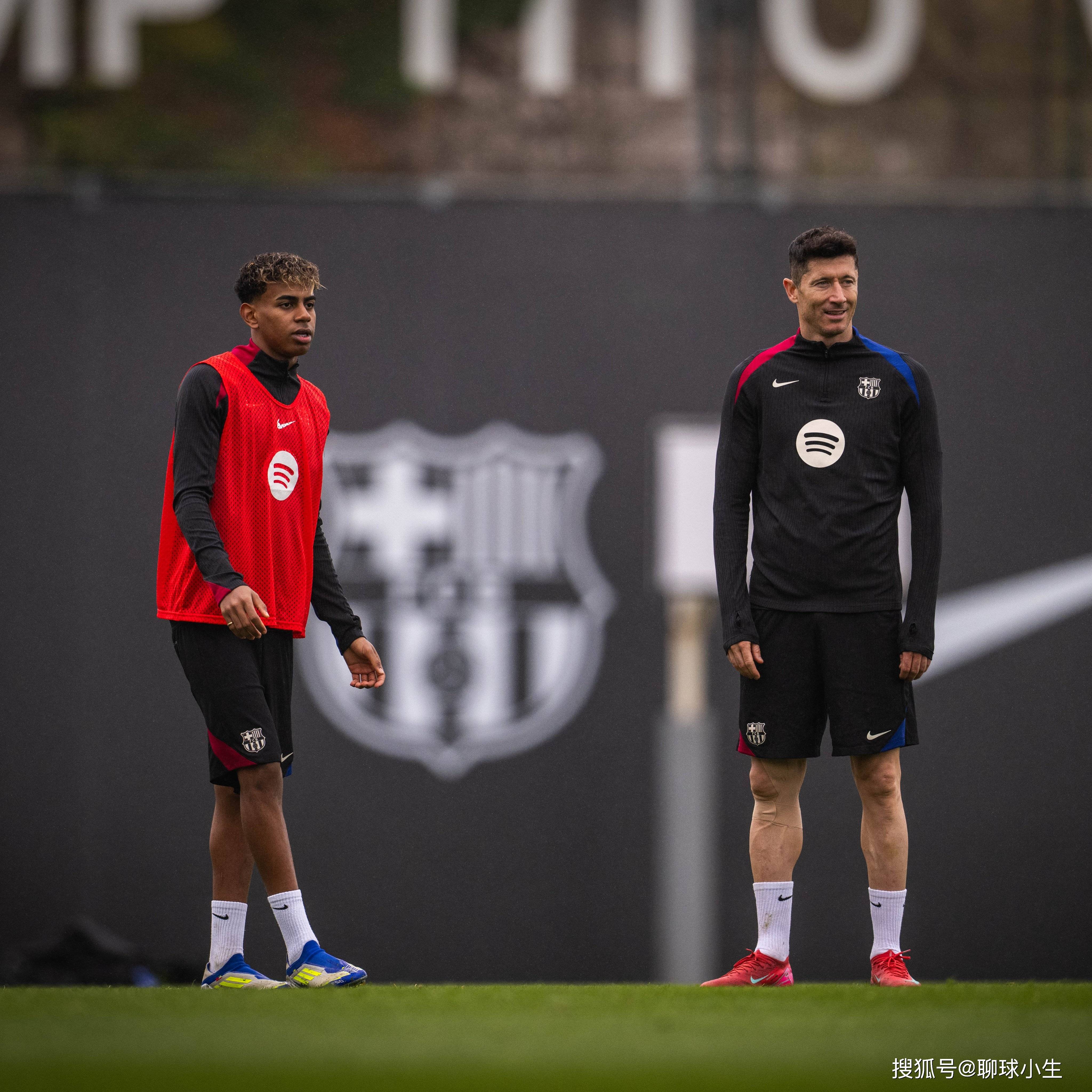 欧冠本菲卡13利物浦